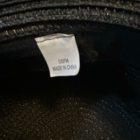 Hat woman’s great for church/parties/derby - Picture 6 of 6